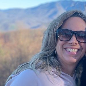 Meet your Posher, Lisette